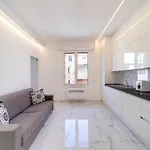 Aurora Luxury In The Center Of Sanremo