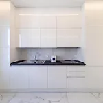Aurora Luxury In The Center Of Апартаменты