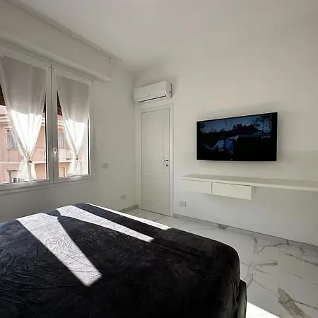 Aurora Luxury In The Center Of Appartamento Sanremo